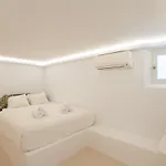 Capari Maisonette With Shared Pool