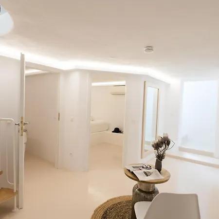 Capari Maisonette With Shared Pool Willa *